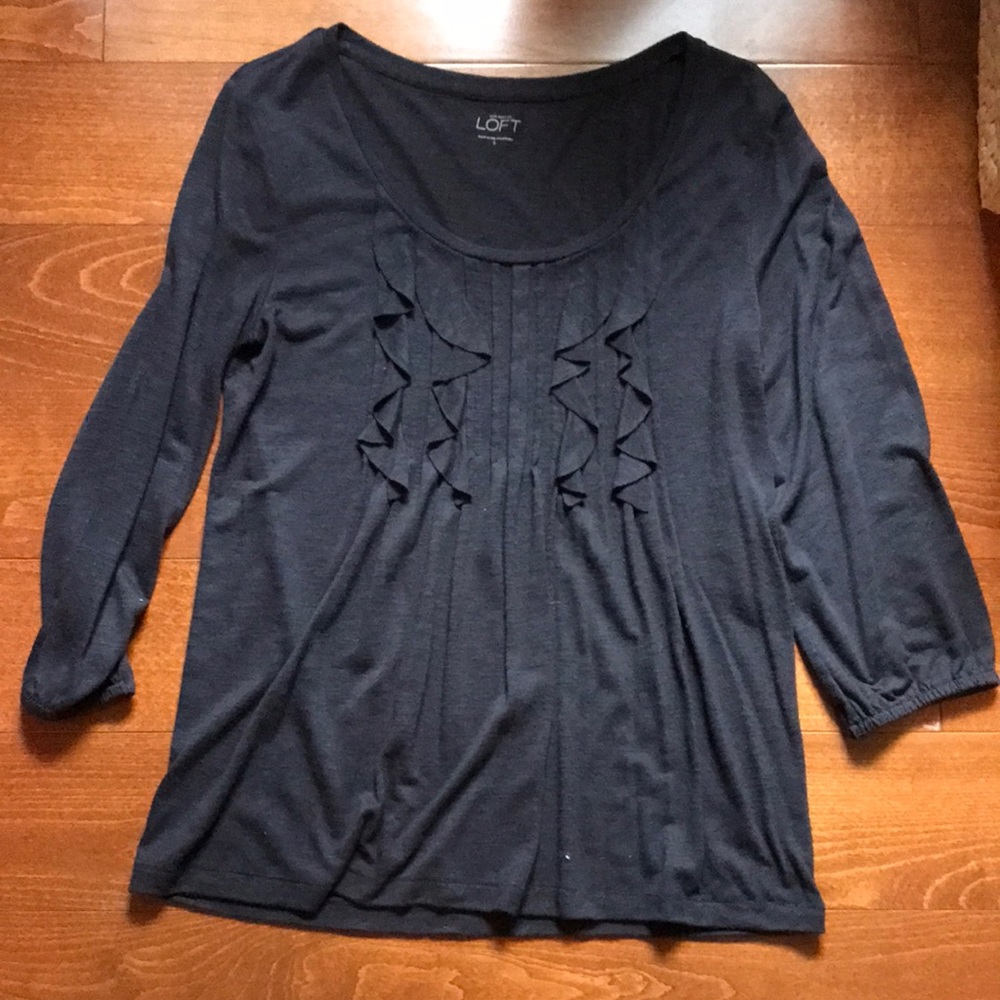 Loft size S navy tee blouse